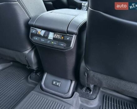 Черный Тойота Хайлендер, объемом двигателя 2.5 л и пробегом 72 тыс. км за 52555 $, фото 22 на Automoto.ua