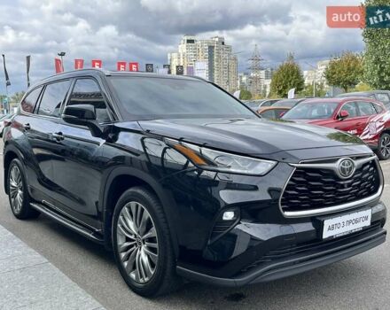 Тойота Хайлендер 2021 в Киеве на Automoto.ua Черный Тойота Хайлендер, объемом двигателя 3.46 л и пробегом 107 тыс. км за 41111 $, фото 3 на Automoto.ua