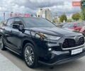 Тойота Хайлендер 2021 в Киеве на Automoto.ua Черный Тойота Хайлендер, объемом двигателя 3.46 л и пробегом 107 тыс. км за 41111 $, фото 3 на Automoto.ua