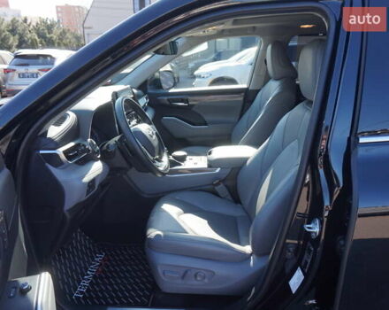 Тойота Хайлендер 2021 у Одесі на Automoto.ua Чорний Тойота Хайлендер, об'ємом двигуна 2.49 л та пробігом 32 тис. км за 41500 $, фото 20 на Automoto.ua