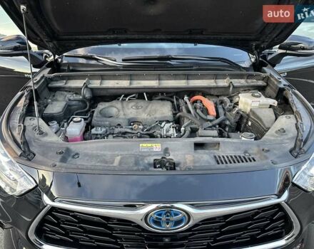 Черный Тойота Хайлендер, объемом двигателя 2.5 л и пробегом 72 тыс. км за 52555 $, фото 38 на Automoto.ua