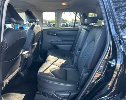 Черный Тойота Хайлендер, объемом двигателя 3.5 л и пробегом 18 тыс. км за 18900 $, фото 12 на Automoto.ua