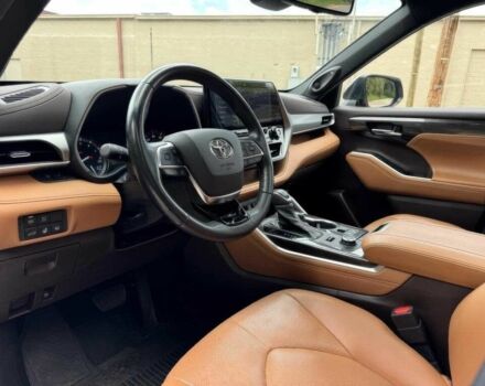 Чорний Тойота Хайлендер, об'ємом двигуна 3.5 л та пробігом 23 тис. км за 14000 $, фото 5 на Automoto.ua