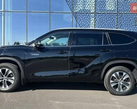 Черный Тойота Хайлендер, объемом двигателя 2.49 л и пробегом 72 тыс. км за 48065 $, фото 2 на Automoto.ua