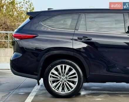 Тойота Хайлендер 2021 в Киеве на Automoto.ua Черный Тойота Хайлендер, объемом двигателя 3.46 л и пробегом 97 тыс. км за 46990 $, фото 18 на Automoto.ua