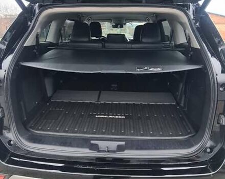 Черный Тойота Хайлендер, объемом двигателя 2.49 л и пробегом 84 тыс. км за 49900 $, фото 4 на Automoto.ua