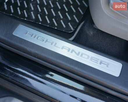 Тойота Хайлендер 2021 у Одесі на Automoto.ua Чорний Тойота Хайлендер, об'ємом двигуна 2.49 л та пробігом 32 тис. км за 41500 $, фото 22 на Automoto.ua