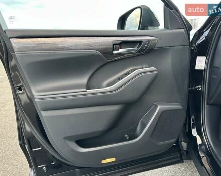 Черный Тойота Хайлендер, объемом двигателя 2.5 л и пробегом 72 тыс. км за 52555 $, фото 12 на Automoto.ua