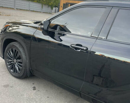 Тойота Хайлендер 2021 в Киеве на Automoto.ua Черный Тойота Хайлендер, объемом двигателя 3.46 л и пробегом 77 тыс. км за 46500 $, фото 15 на Automoto.ua