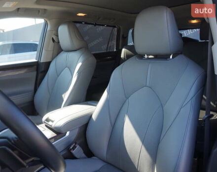 Тойота Хайлендер 2021 у Одесі на Automoto.ua Чорний Тойота Хайлендер, об'ємом двигуна 2.49 л та пробігом 32 тис. км за 41500 $, фото 24 на Automoto.ua