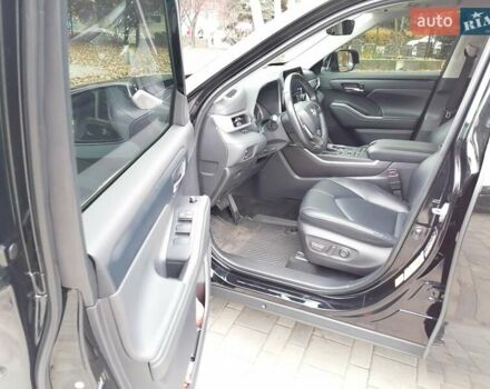 Чорний Тойота Хайлендер, об'ємом двигуна 1.48 л та пробігом 46 тис. км за 44500 $, фото 10 на Automoto.ua