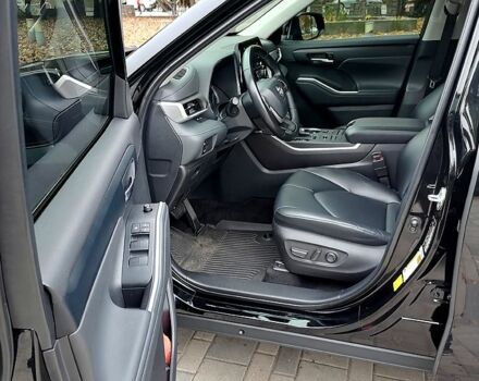 Чорний Тойота Хайлендер, об'ємом двигуна 3.5 л та пробігом 47 тис. км за 44500 $, фото 3 на Automoto.ua