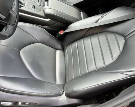 Черный Тойота Хайлендер, объемом двигателя 2.5 л и пробегом 90 тыс. км за 38000 $, фото 4 на Automoto.ua