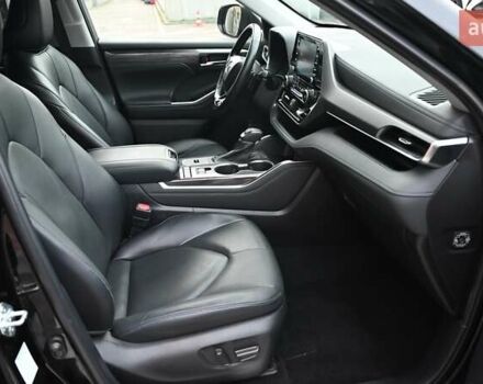 Черный Тойота Хайлендер, объемом двигателя 2.49 л и пробегом 107 тыс. км за 47377 $, фото 5 на Automoto.ua