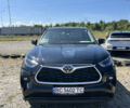 Черный Тойота Хайлендер, объемом двигателя 2.4 л и пробегом 21 тыс. км за 42300 $, фото 1 на Automoto.ua