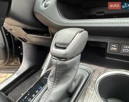 Черный Тойота Хайлендер, объемом двигателя 2.49 л и пробегом 18 тыс. км за 66700 $, фото 39 на Automoto.ua