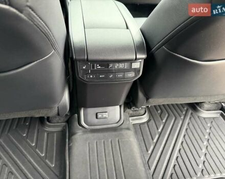 Черный Тойота Хайлендер, объемом двигателя 2.49 л и пробегом 18 тыс. км за 66700 $, фото 27 на Automoto.ua