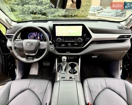 Черный Тойота Хайлендер, объемом двигателя 2.49 л и пробегом 18 тыс. км за 66700 $, фото 31 на Automoto.ua