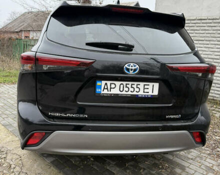 Черный Тойота Хайлендер, объемом двигателя 2.49 л и пробегом 18 тыс. км за 64000 $, фото 1 на Automoto.ua