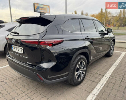 Черный Тойота Хайлендер, объемом двигателя 2.49 л и пробегом 8 тыс. км за 62500 $, фото 1 на Automoto.ua