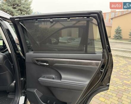 Черный Тойота Хайлендер, объемом двигателя 2.49 л и пробегом 18 тыс. км за 66700 $, фото 29 на Automoto.ua