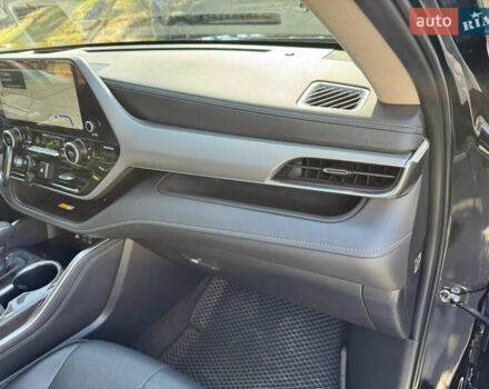 Тойота Хайлендер 2024 в Ирпене на Automoto.ua Черный Тойота Хайлендер, объемом двигателя 2.49 л и пробегом 39 тыс. км за 67500 $, фото 25 на Automoto.ua