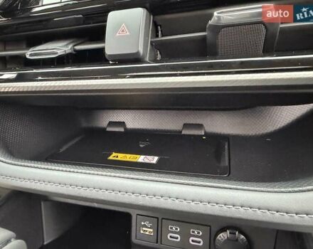 Черный Тойота Хайлендер, объемом двигателя 2.49 л и пробегом 18 тыс. км за 66700 $, фото 42 на Automoto.ua