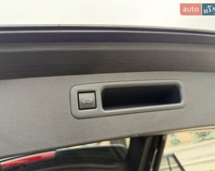 Черный Тойота Хайлендер, объемом двигателя 2.49 л и пробегом 18 тыс. км за 66700 $, фото 28 на Automoto.ua