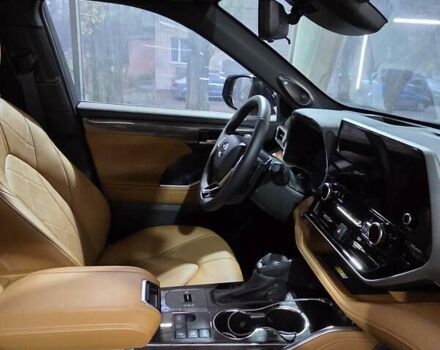 Черный Тойота Хайлендер, объемом двигателя 2.49 л и пробегом 5 тыс. км за 72222 $, фото 14 на Automoto.ua