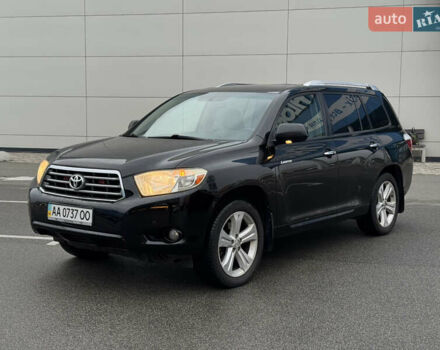 Черный Тойота Хайлендер, объемом двигателя 3.5 л и пробегом 257 тыс. км за 12800 $, фото 1 на Automoto.ua