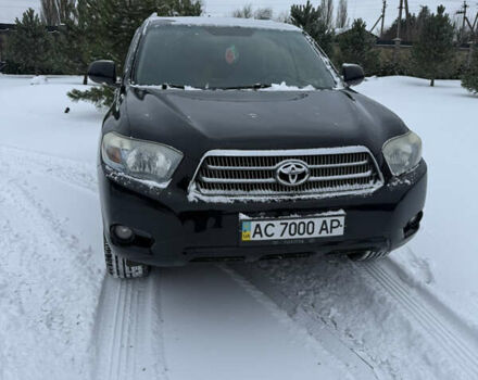 Чорний Тойота Хайлендер, об'ємом двигуна 3.3 л та пробігом 155 тис. км за 17000 $, фото 1 на Automoto.ua