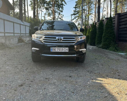 Черный Тойота Хайлендер, объемом двигателя 3.46 л и пробегом 99 тыс. км за 17999 $, фото 1 на Automoto.ua