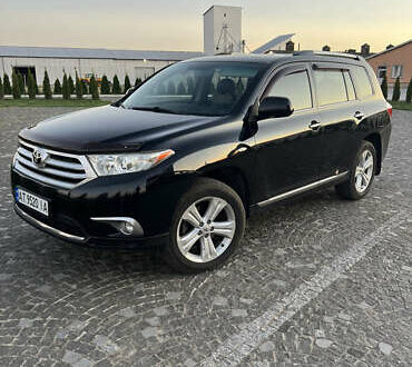 Черный Тойота Хайлендер, объемом двигателя 3.5 л и пробегом 240 тыс. км за 14200 $, фото 1 на Automoto.ua