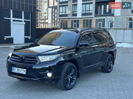 Тойота Хайлендер 2011 в Львове на Automoto.ua Черный Тойота Хайлендер, объемом двигателя 3.5 л и пробегом 205 тыс. км за 15700 $, фото 1 на Automoto.ua