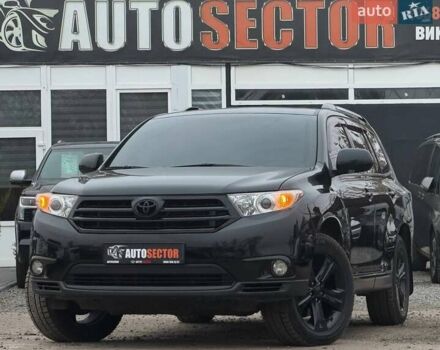 Черный Тойота Хайлендер, объемом двигателя 3.46 л и пробегом 177 тыс. км за 17500 $, фото 1 на Automoto.ua