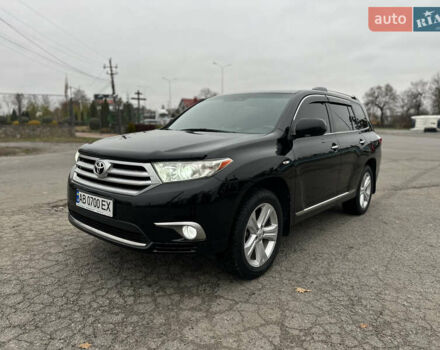 Черный Тойота Хайлендер, объемом двигателя 3.46 л и пробегом 203 тыс. км за 17000 $, фото 1 на Automoto.ua