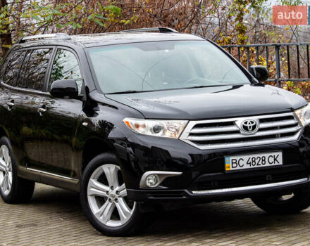Черный Тойота Хайлендер, объемом двигателя 3.46 л и пробегом 316 тыс. км за 16300 $, фото 1 на Automoto.ua