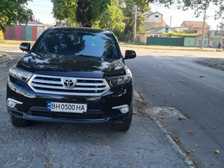 Черный Тойота Хайлендер, объемом двигателя 3.5 л и пробегом 204 тыс. км за 17900 $, фото 1 на Automoto.ua
