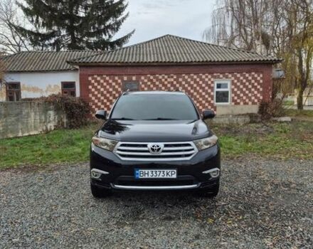 Черный Тойота Хайлендер, объемом двигателя 3.5 л и пробегом 250 тыс. км за 17500 $, фото 1 на Automoto.ua
