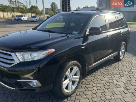 Черный Тойота Хайлендер, объемом двигателя 3.5 л и пробегом 212 тыс. км за 18000 $, фото 1 на Automoto.ua