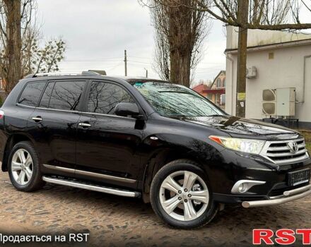 Черный Тойота Хайлендер, объемом двигателя 3.5 л и пробегом 186 тыс. км за 16809 $, фото 1 на Automoto.ua