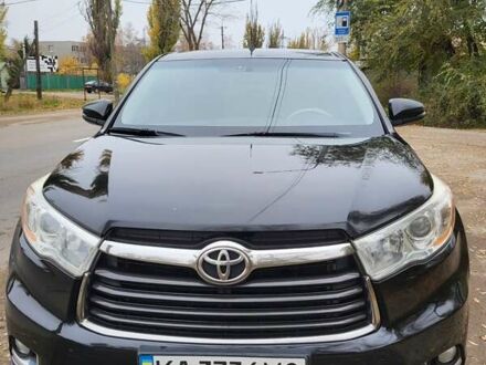 Черный Тойота Хайлендер, объемом двигателя 3.46 л и пробегом 269 тыс. км за 20000 $, фото 1 на Automoto.ua