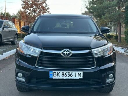 Тойота Хайлендер 2014 в Ровно на Automoto.ua Черный Тойота Хайлендер, объемом двигателя 2.7 л и пробегом 106 тыс. км за 18900 $, фото 1 на Automoto.ua