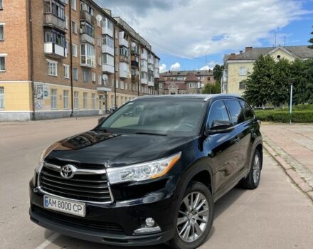 Черный Тойота Хайлендер, объемом двигателя 2.7 л и пробегом 216 тыс. км за 19999 $, фото 1 на Automoto.ua