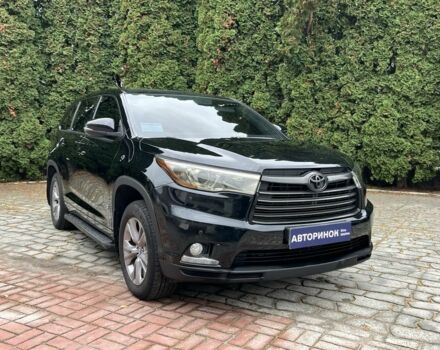 Черный Тойота Хайлендер, объемом двигателя 2.7 л и пробегом 195 тыс. км за 16999 $, фото 1 на Automoto.ua