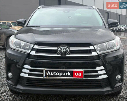 Чорний Тойота Хайлендер, об'ємом двигуна 3.5 л та пробігом 108 тис. км за 25999 $, фото 1 на Automoto.ua