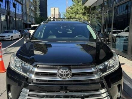 Тойота Хайлендер 2017 у Києві на Automoto.ua Чорний Тойота Хайлендер, об'ємом двигуна 0 л та пробігом 115 тис. км за 17500 $, фото 1 на Automoto.ua