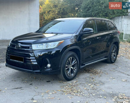 Тойота Хайлендер 2017 в Хмельницком на Automoto.ua Черный Тойота Хайлендер, объемом двигателя 3.46 л и пробегом 200 тыс. км за 24500 $, фото 1 на Automoto.ua