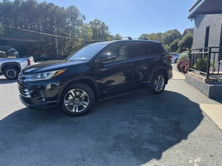 Тойота Хайлендер 2017 у Вінниці на Automoto.ua Чорний Тойота Хайлендер, об'ємом двигуна 3.5 л та пробігом 55 тис. км за 15000 $, фото 1 на Automoto.ua