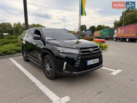 Чорний Тойота Хайлендер, об'ємом двигуна 3.46 л та пробігом 136 тис. км за 26500 $, фото 1 на Automoto.ua